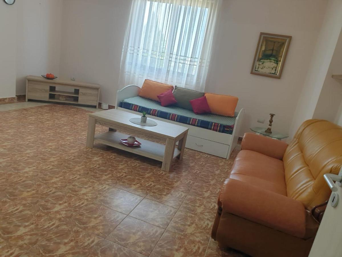 Jozi Kaiser Apartment 1 Durrës Kültér fotó